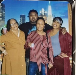 Meet your Posher, Eve